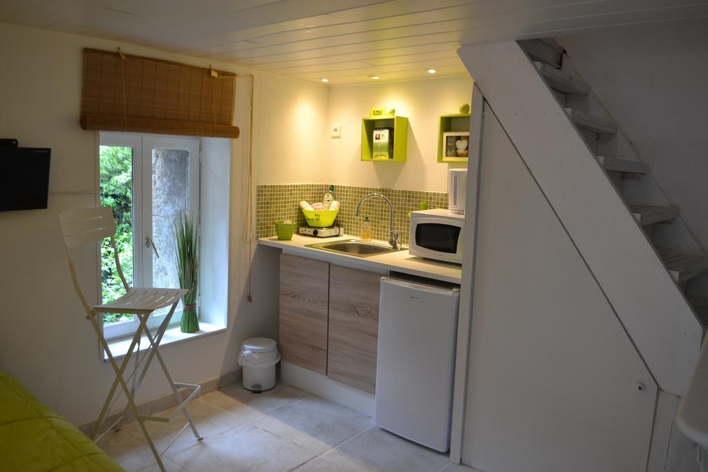 Maison Sous Le Pont Bed & Breakfast Meyras Dış mekan fotoğraf